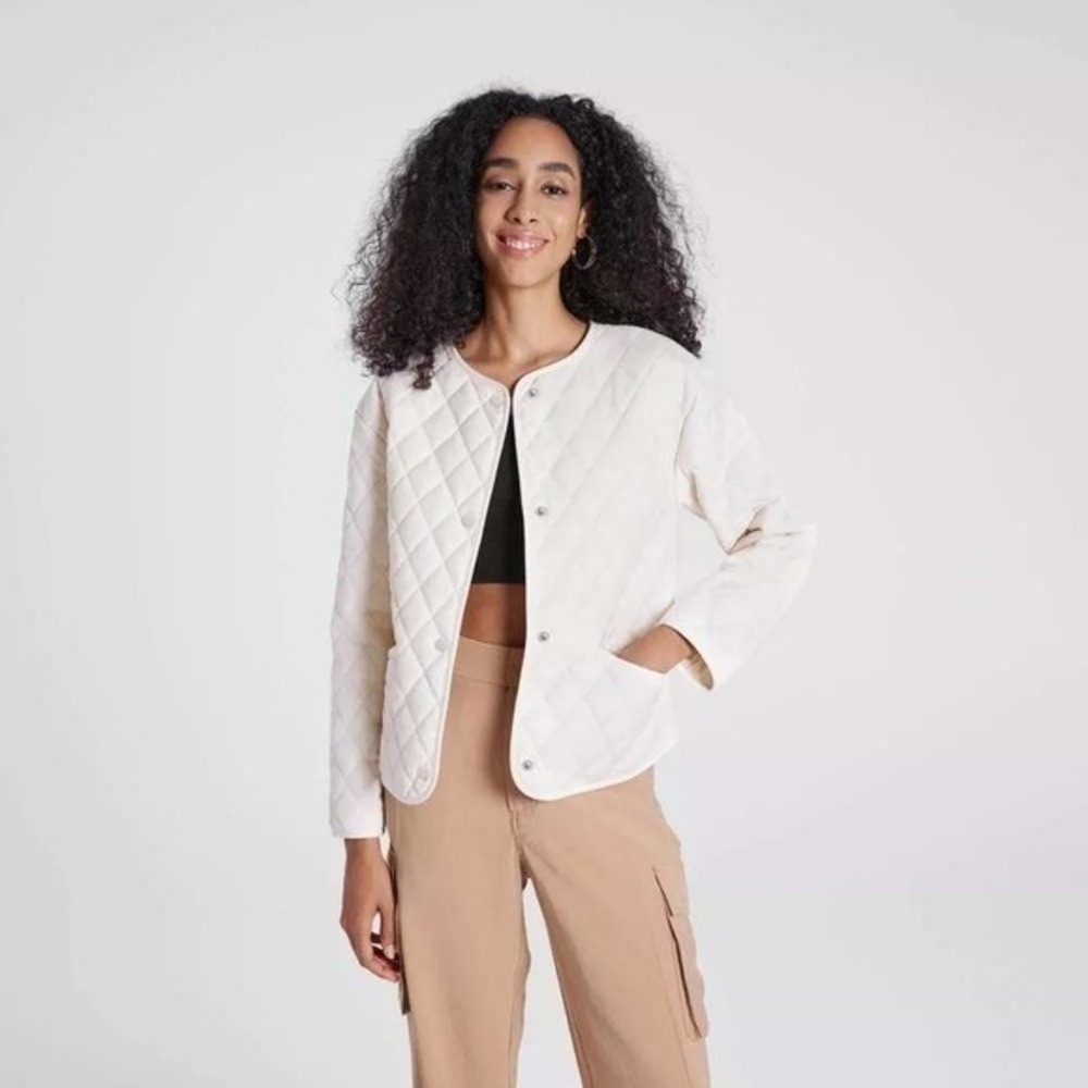 A New Day Womens Quilted Jacket White Size L Collarless Snap Front Lightweight